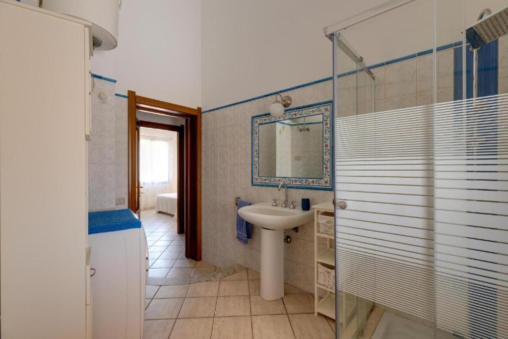 La Casa Delle Zie - Cabras Villa Luaran gambar